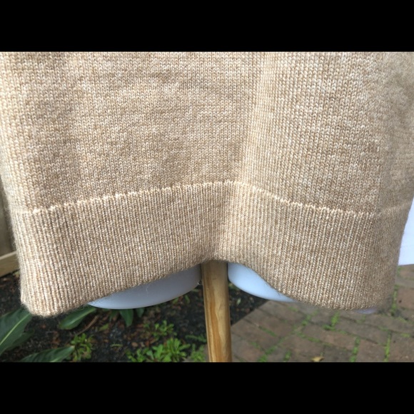 ANN TAYLOR SWEATER PETITE SMALL - Picture 3 of 6